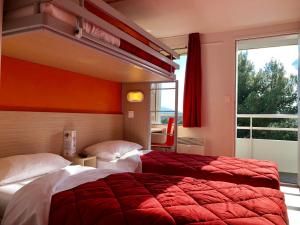 Hotels Premiere Classe Perpignan Sud : photos des chambres