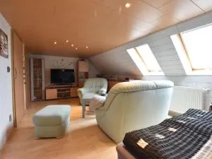 Moderne Ferienwohnung mit Grill in Rakow - Teßmannsdorf