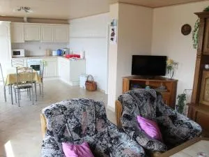 Geraeumige Ferienwohnung mit Garten in Brusow - Glashagen