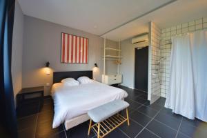 Hotels Logis - Hotel Restaurant La Mire : photos des chambres