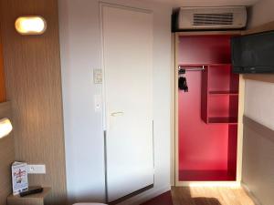 Hotels Premiere Classe Perpignan Sud : photos des chambres
