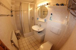 Apartment "Freibeuter Captain Flint" hundefreundlich mit Südbalkon Sauna und Parkplatz - 200m zum Deich