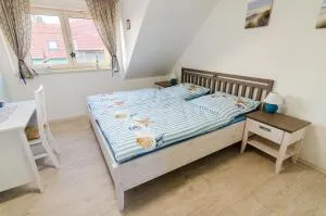 Guesthouse SaM - 拉贝河畔罗乌德尼采