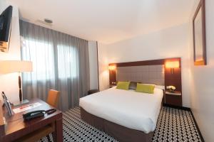 Hotels Kyriad Limoges Centre Gare - Atrium : photos des chambres