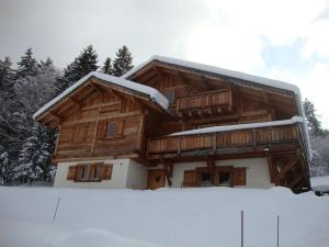 Chalets Le Caribou : photos des chambres