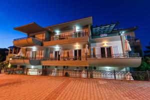 Albatros Studios Thassos Greece