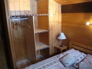 Chalets Le Manege Ouest : photos des chambres