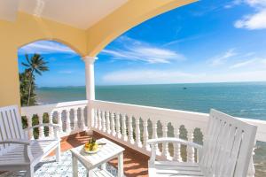 Phòng Harmony Bên Bờ Biển Cho 4 Người (Ocean Front Harmony Quad)