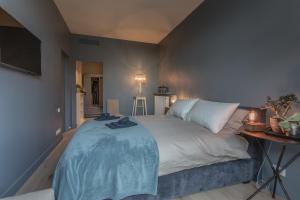 Spazio Duomo1 by Welc(H)ome