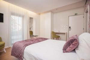 Essence Inn Marianos Hotel
