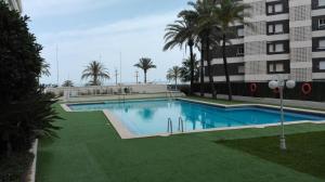 Apartamento en 1ª LINEA Playa de Gandia