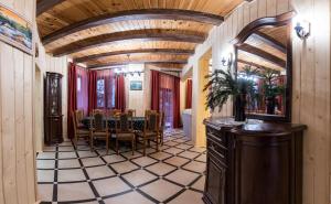 Лісовий Маєток