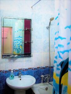 Single Room with Bathroom room in Hotel Arga