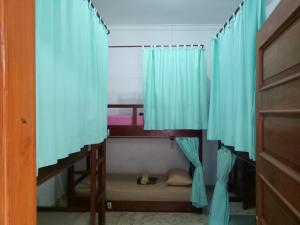 Giường Trong Phòng Ngủ Tập Thể Nữ 6 Giường (Bed in 6-Bed Female Dormitory Room)