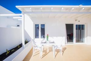 Flower Beach Suite 6