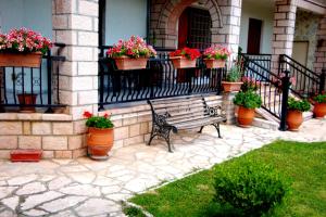 Simos Apartments Olympos Greece