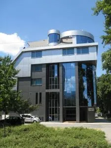 优雅酒店 - Hvoyna