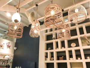 Kinnon Deluxe Hostel Coworking Cafe