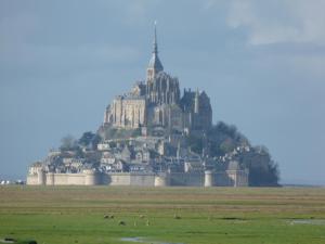 Le Marquis De La Guintre