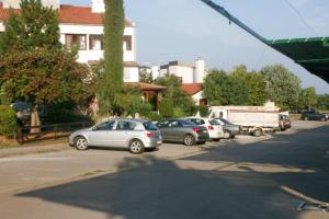 Apartments with a parking space Mareda Novigrad 7100
