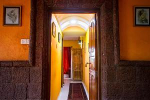 Papa Jolly Eco Resort-Near Morjim Beach