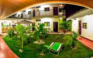 Casa Lula León Hostal - León