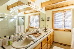 Three-Bedroom House room in Tres Bien Ensemble