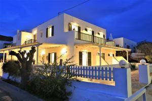 Karma Hotel Sifnos Greece