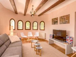 Villa near Montgó with Pool and Beach