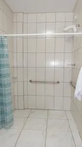 Coral Palace Hotel - جاغوارونا