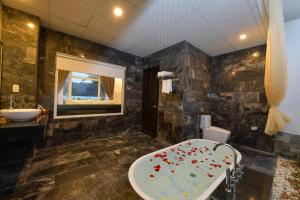 Hoi An Sunny Pool Villa