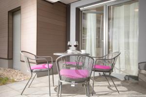 Apartament wrzos z ogródkiem