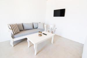 Cape Suites Kythnos Greece
