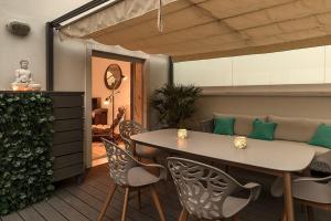 Flea Market Alfama House (PatioPoolACGarage)