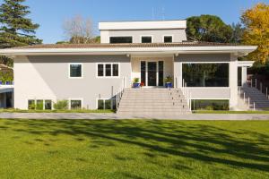 Niclas Luxury Apartments EUR