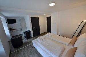 Maisons de vacances Gites Au Chateau Fleuri : photos des chambres