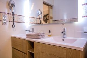 B&B / Chambres d'hotes Domaine Les Cigales : photos des chambres