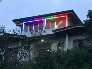 Chirayu Hotel - Kadurugamuwa