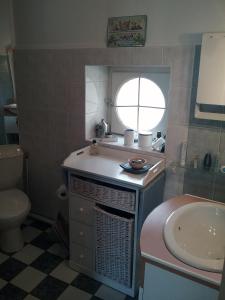 Appartements La Lodge Victoria -Vieille Ville & Pepiniere -50m2 : photos des chambres