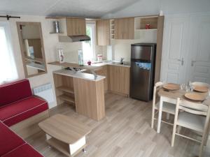 Campings Bungalow Vacances : photos des chambres
