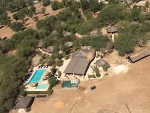 Hôtel Les Cordons Bleus - Bakau