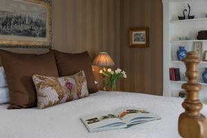 Queen Room room in Jackson House Inn