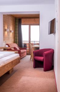 Single Room with Balcony room in Hotel Leonhard