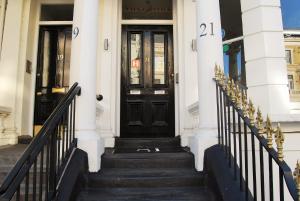 21 Longridge Road, London, SW5 9SB