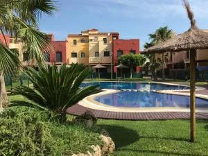 Terrace house near the beach and Denia - El Verger