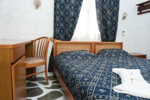 Manousos' Rooms Syros Greece