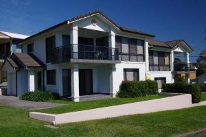 Dolphin Court 2, 1 Gowing Street