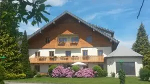 Pension Kreuzinger, 5310 Tiefgraben - موندزي