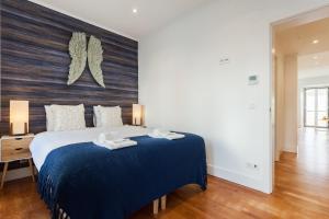 Sao Bento Blue One Bedroom Apartment by LU Holidays