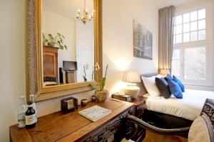 New monumental garden view Studio